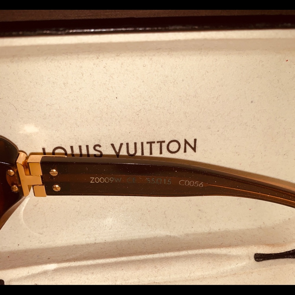💥Vintage Louis Vuitton Sunglasses💥 - Picture 4 of 8